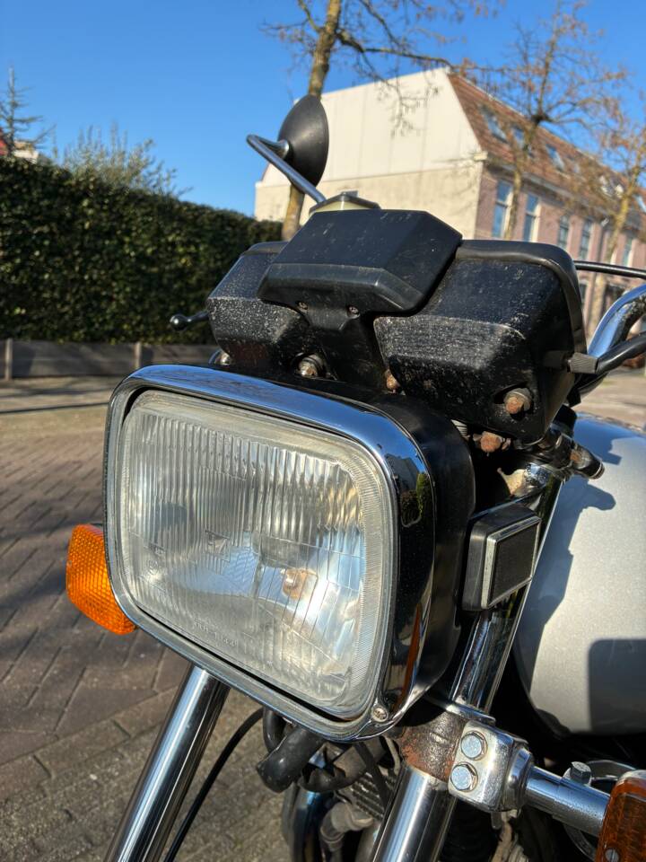 Image 25/26 of Yamaha XS 1100 (1979)