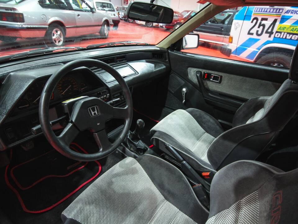 Bild 8/17 von Honda CRX 1.6i 16V (1987)