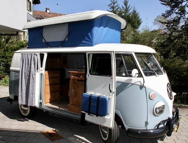 Immagine 2/4 di Volkswagen T1 camper (1966)