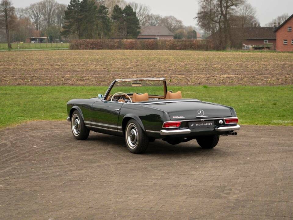 Bild 6/25 von Mercedes-Benz 230 SL (1964)