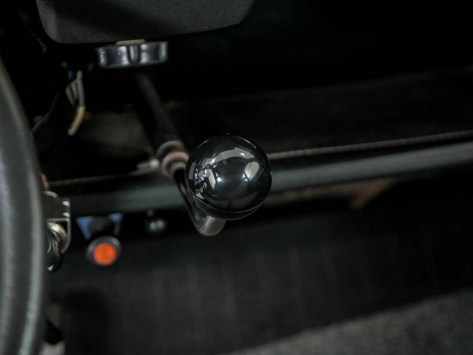 Image 35/50 of Citroën 2 CV 6 (1987)