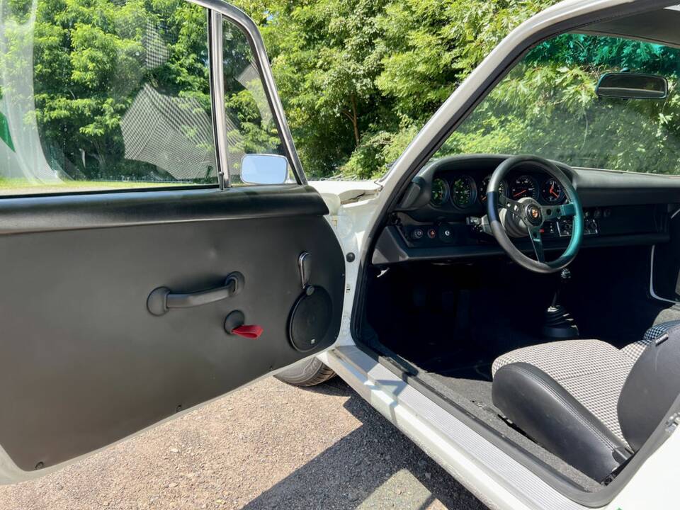Bild 2/8 von Porsche 911 Carrera RS 2.7 (Sport) (1977)