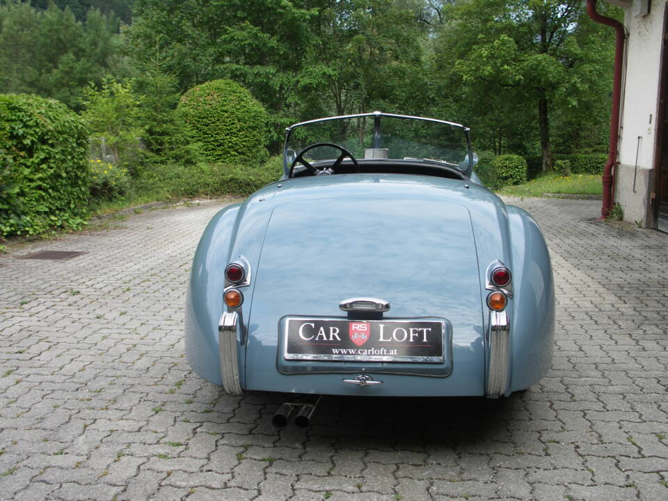 Immagine 53/54 di Jaguar XK 120 SE OTS (1953)