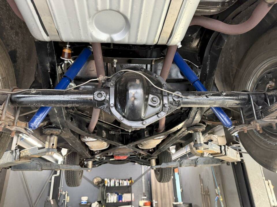 Immagine 24/26 di Ford Thunderbird (1955)