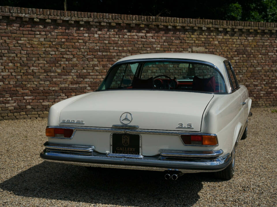 Image 45/50 of Mercedes-Benz 280 SE 3,5 (1970)