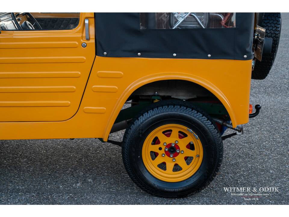 Image 25/32 de Suzuki LJ 80 (1981)