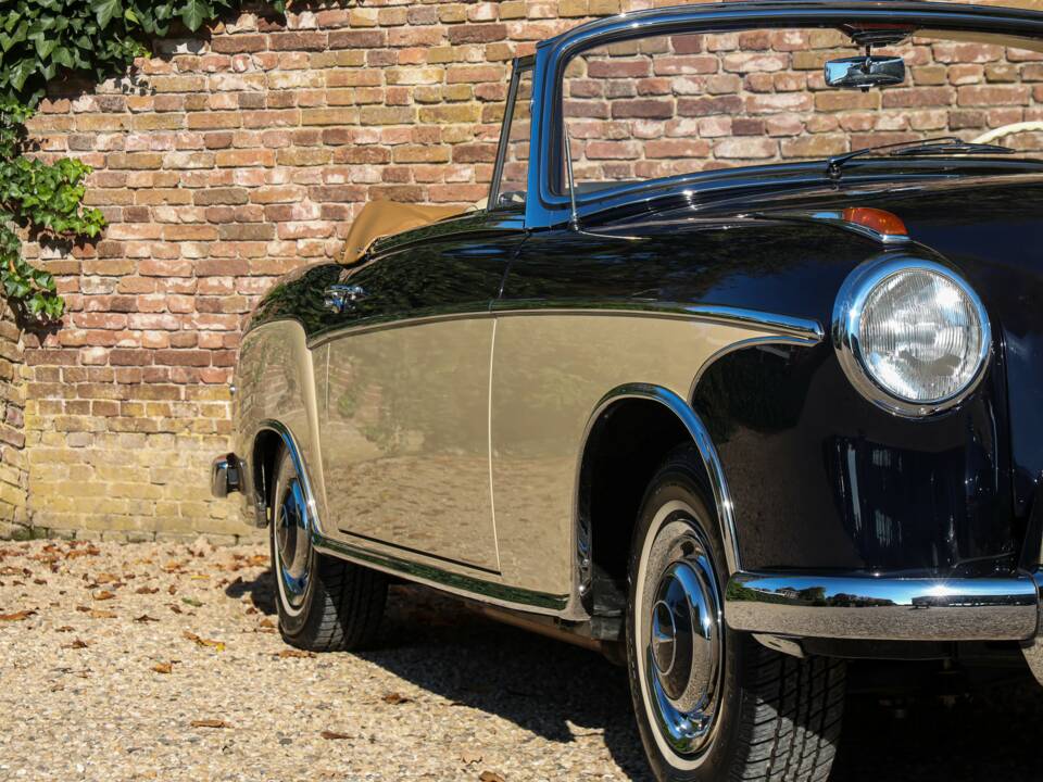 Imagen 45/50 de Mercedes-Benz 220 S Cabriolet (1956)
