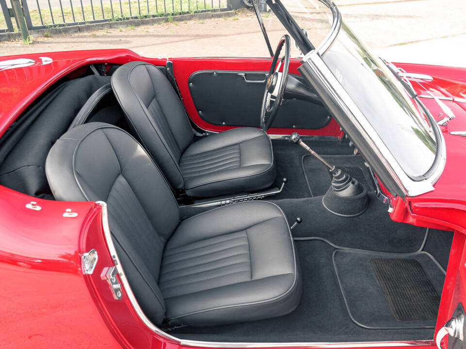 Immagine 33/50 di Alfa Romeo Giulietta Spider Veloce (1958)