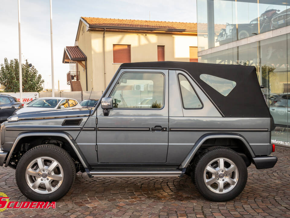 Image 3/25 of Mercedes-Benz G 350 CDI (2009)