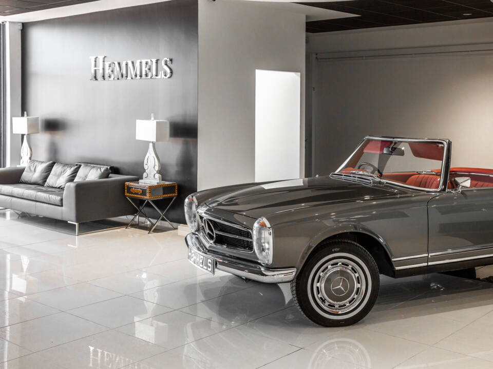 Immagine 4/21 di Mercedes-Benz 280 SL (1969)