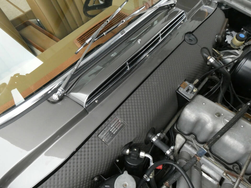 Afbeelding 19/23 van Mercedes-Benz 230 SL (1965)