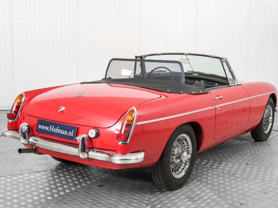 Afbeelding 27/50 van MG MGB (1966)
