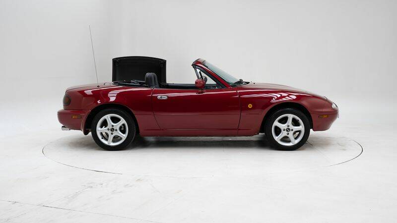 Immagine 6/15 di Mazda MX-5 1.6 (1991)