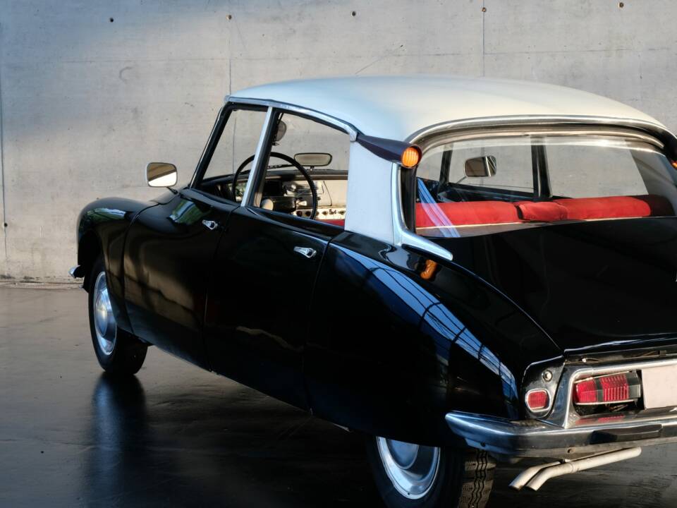 Bild 43/46 von Citroën ID 19 (1962)