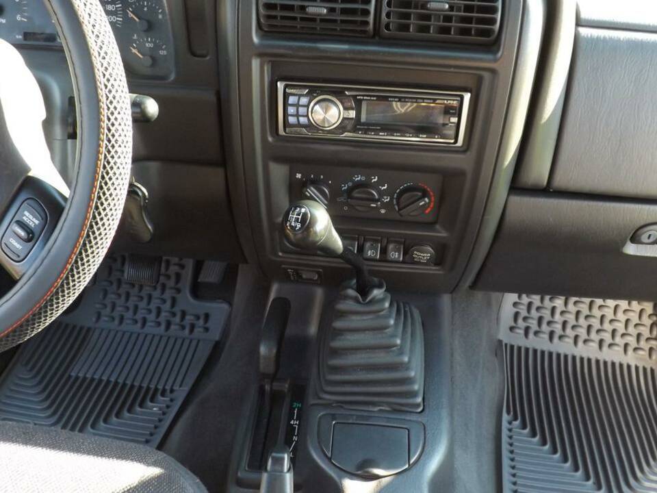 Afbeelding 22/50 van Jeep Cherokee 2.5 TD (2000)