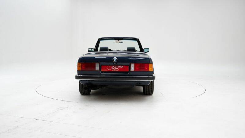 Immagine 7/15 di BMW 325i (1986)