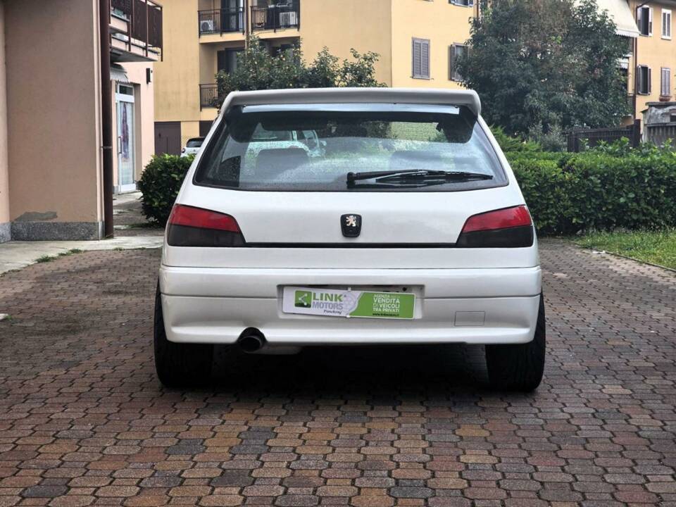 Immagine 2/30 di Peugeot 306 2.0i GTi6 (1997)
