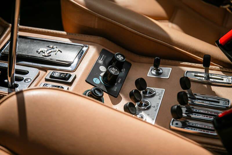 Image 16/50 of Ferrari 208 GTB Turbo (1985)