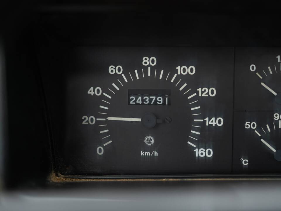Image 28/60 of FIAT Panda 4x4 1,0 (1987)