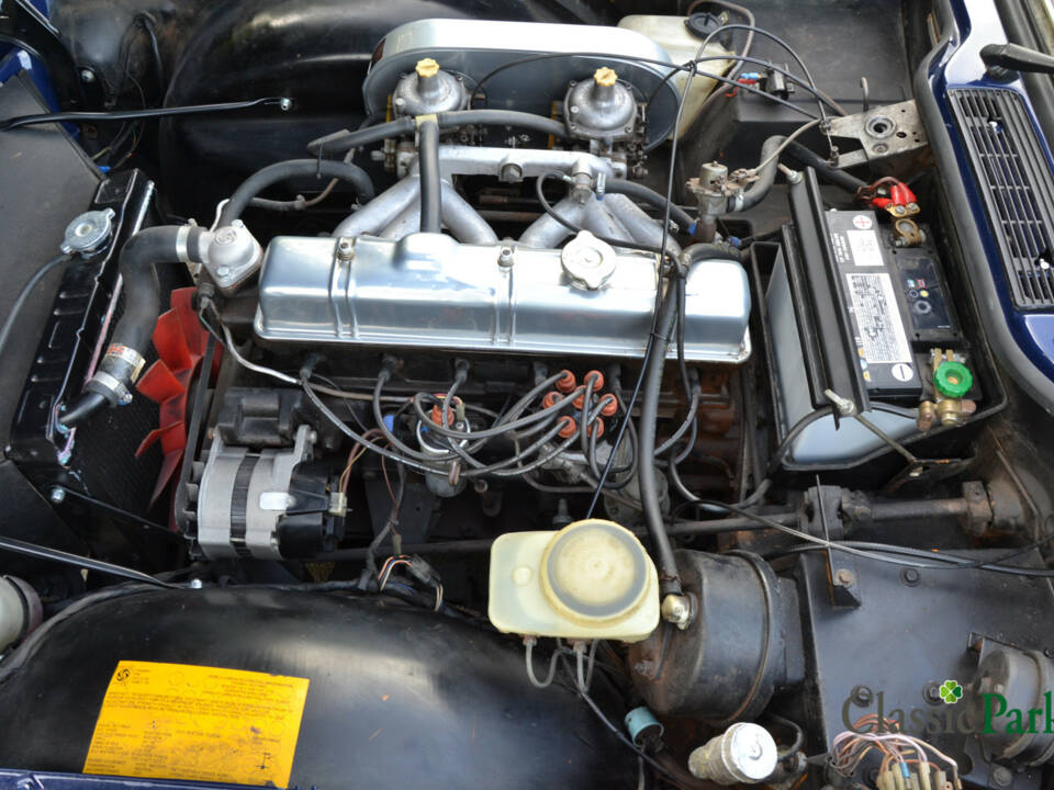 Image 41/50 of Triumph TR 6 (1975)