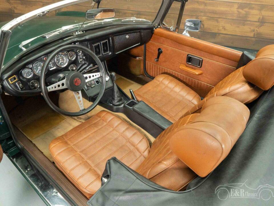 Image 12/19 de MG MGB (1974)