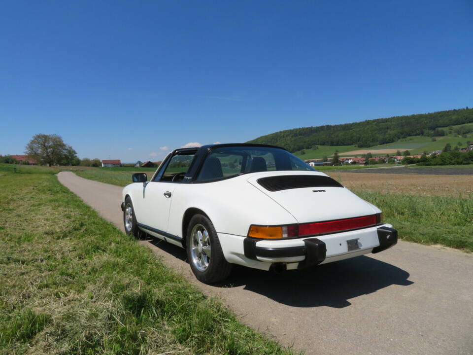 Immagine 2/20 di Porsche 911 2.7 (1977)