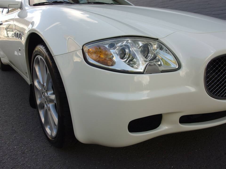 Immagine 35/100 di Maserati Quattroporte 4.2 (2007)