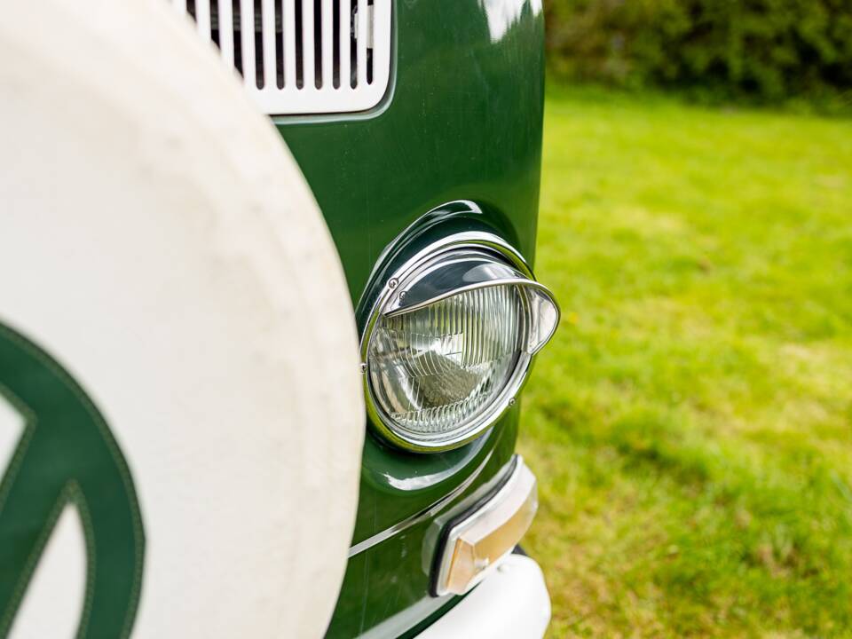 Image 12/50 of Volkswagen T2 Brasil Camper (1972)