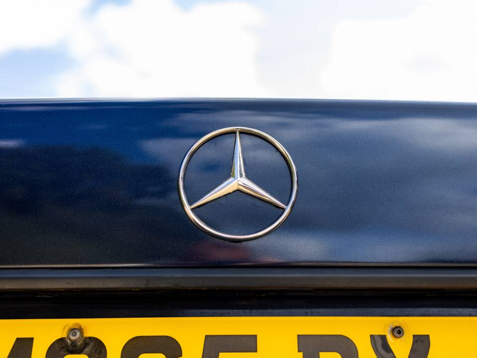 Bild 20/46 von Mercedes-Benz E 320 (1994)