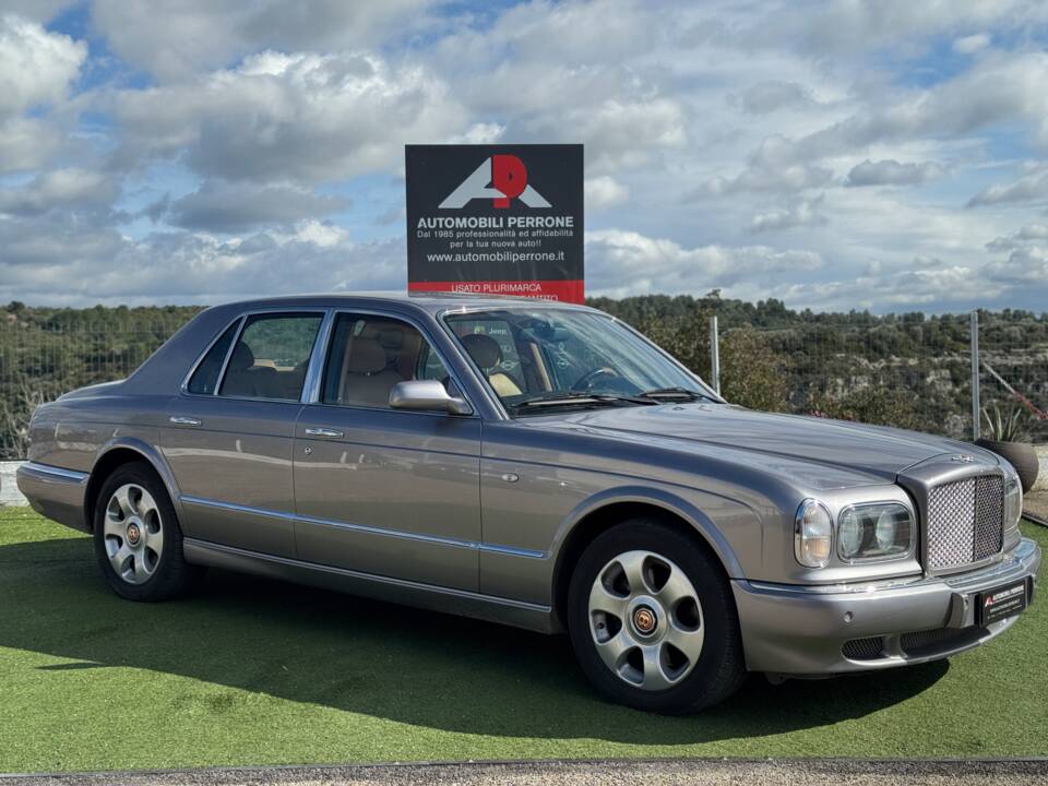 Image 3/44 of Bentley Arnage Green Label (2000)