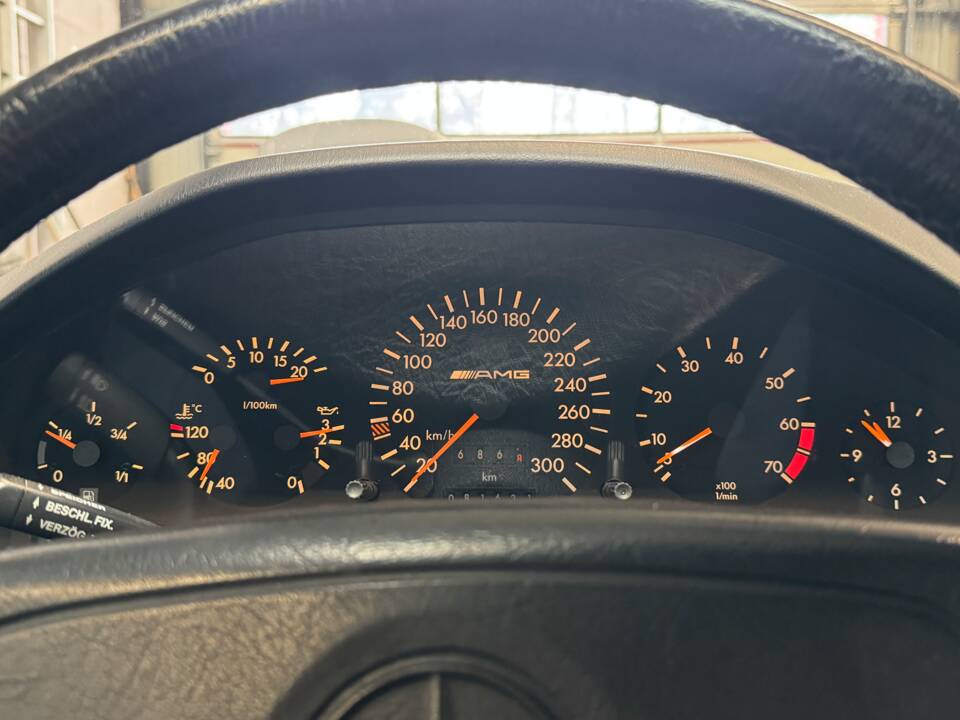 Imagen 14/46 de Mercedes-Benz 500 SL 6.0 AMG (1992)