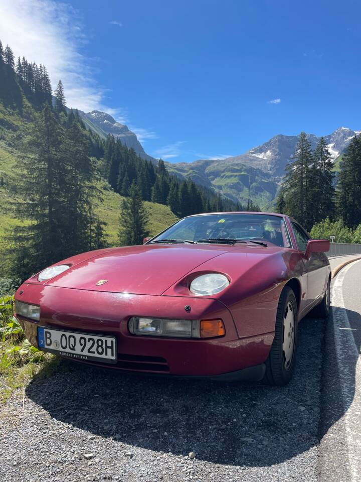 Afbeelding 22/45 van Porsche 928 S4 (1988)