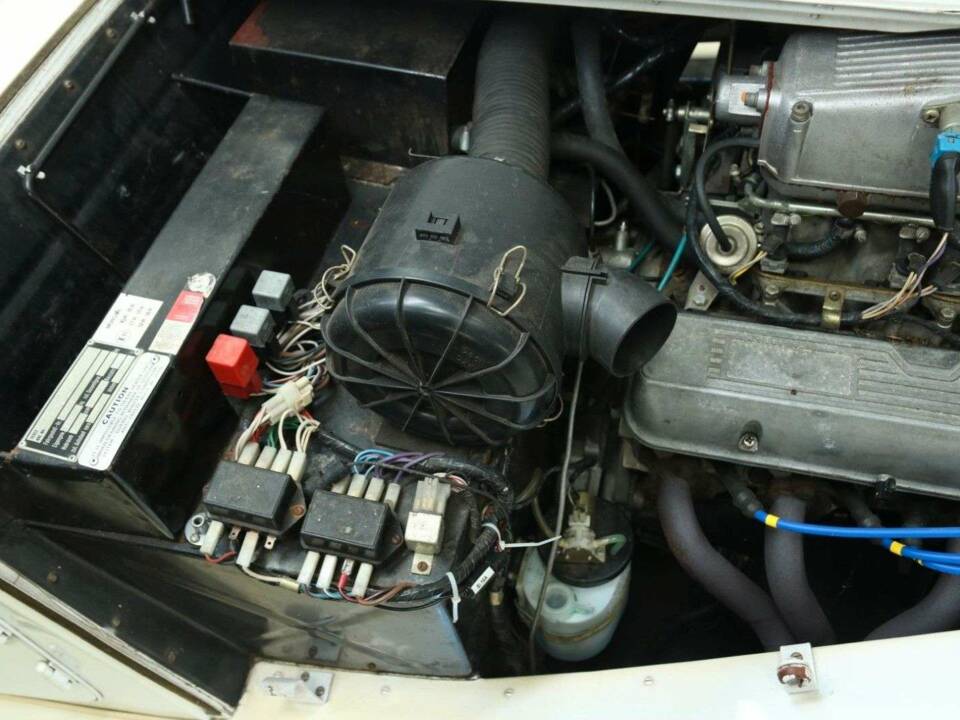 Image 30/50 of Morgan Plus 8 Inj. (1987)