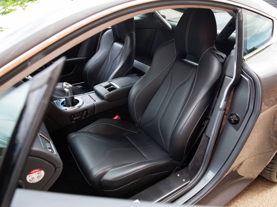 Bild 7/79 von Aston Martin V12 Vantage (2011)