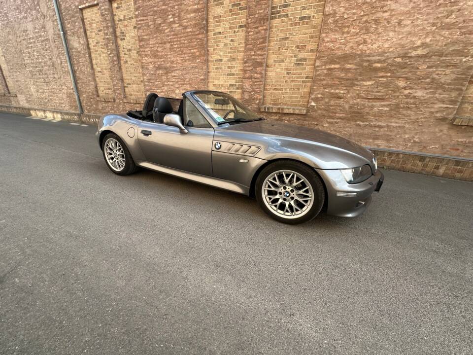 Bild 7/49 von BMW Z3 2.2i (2001)