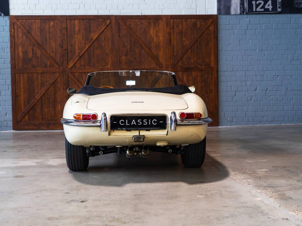 Afbeelding 23/28 van Jaguar E-Type 3.8 (1963)