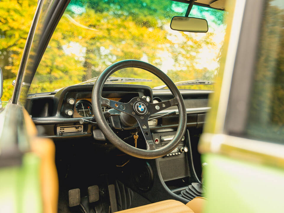 Image 7/99 of BMW 2002 tii (1974)