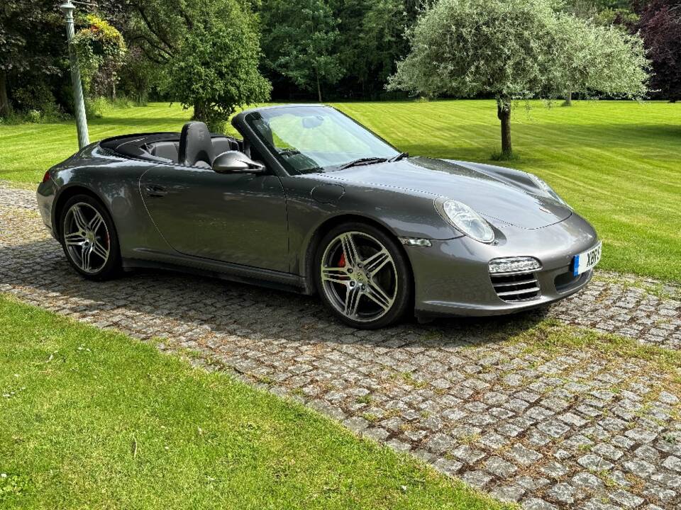 Image 2/30 of Porsche 911 Carrera 4S (2009)