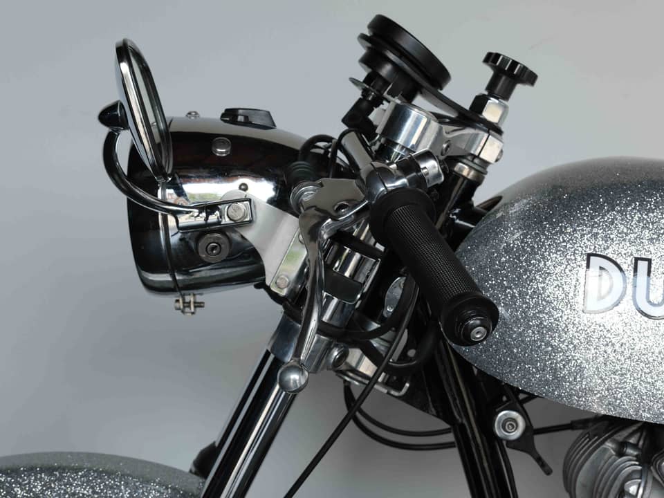 Image 19/64 of Ducati 350 Desmo (1971)