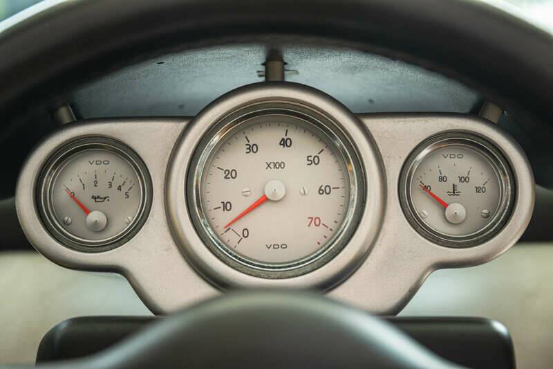 Image 24/34 of Renault Sport Spider (1998)