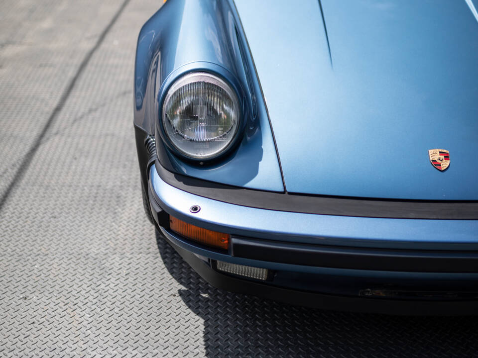 Bild 19/44 von Porsche 911 Turbo 3.3 (1989)