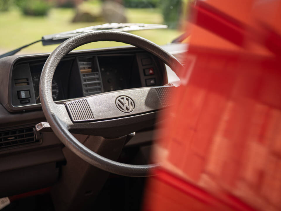 Bild 26/52 von Volkswagen T3 Bus 2.1 (1989)