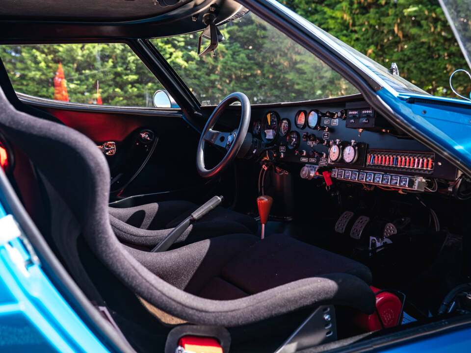 Image 30/46 of Lancia Stratos HF Stradale (1975)