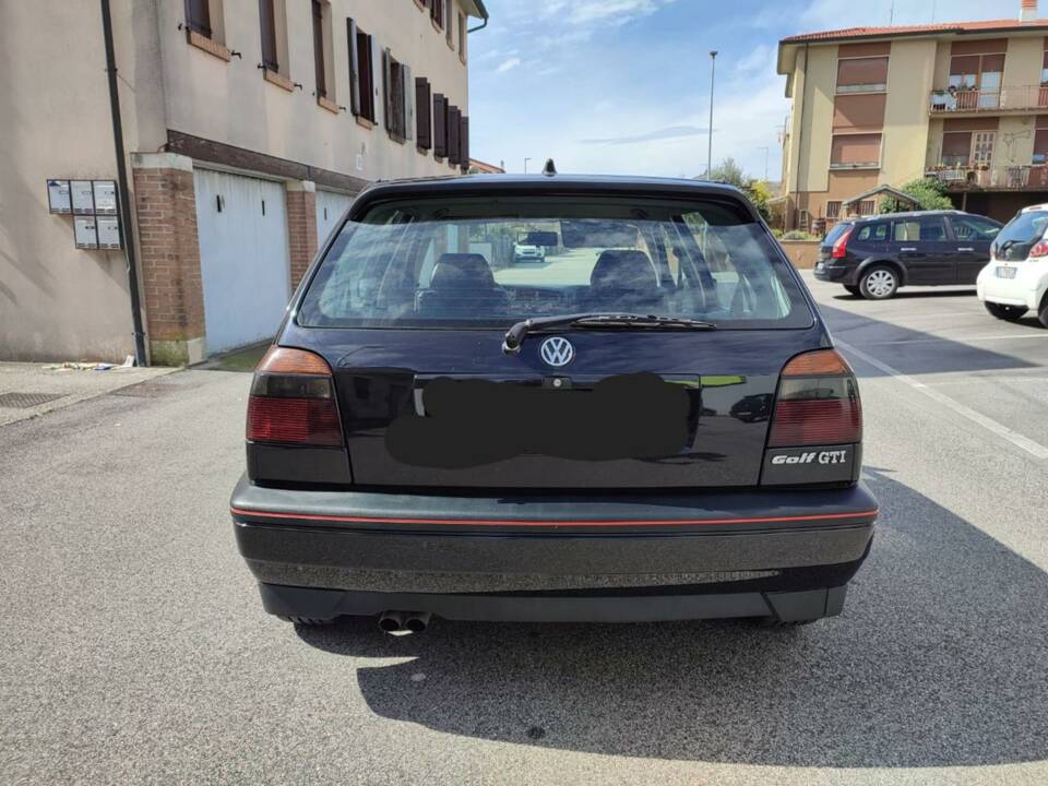 Image 5/10 of Volkswagen Golf III GTI 2.0 (1996)