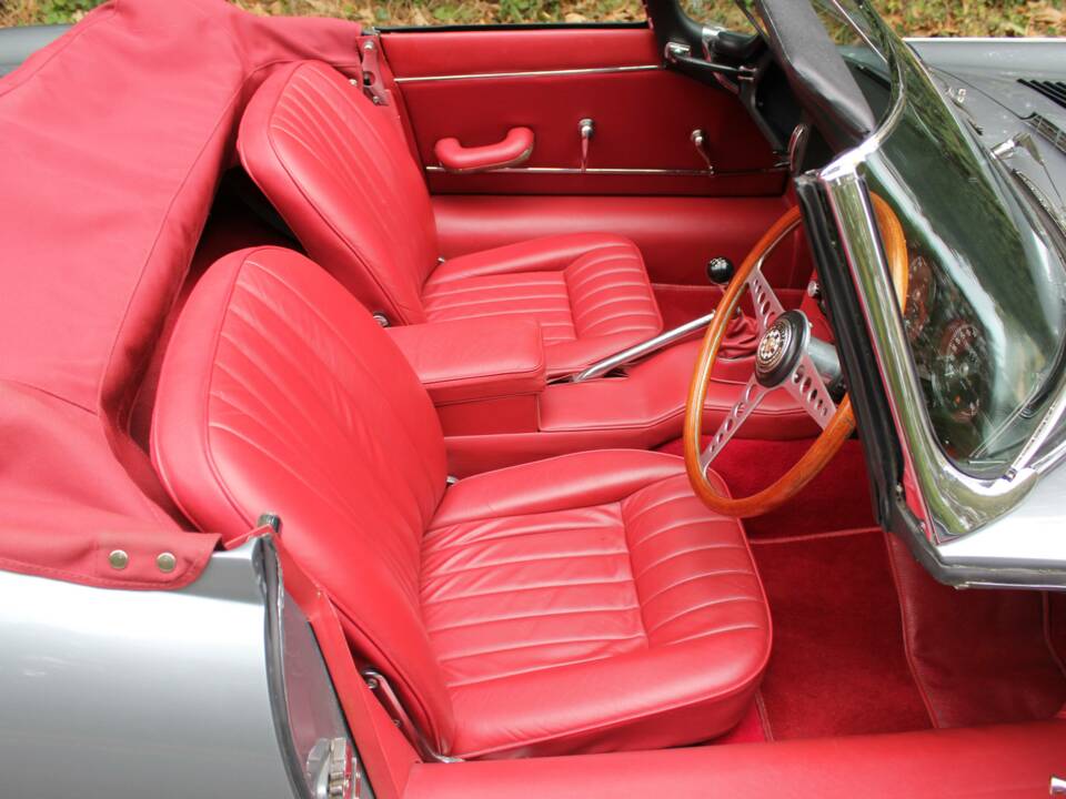 Imagen 9/19 de Jaguar E-Type 4.2 (1967)