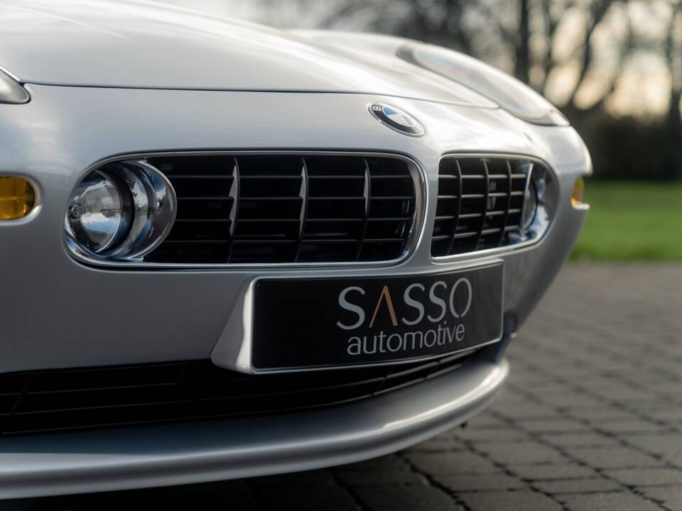 Image 6/84 of BMW Z8 (2001)