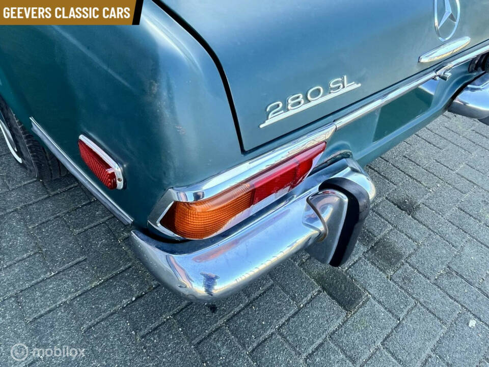 Image 17/44 of Mercedes-Benz 280 SL (1970)