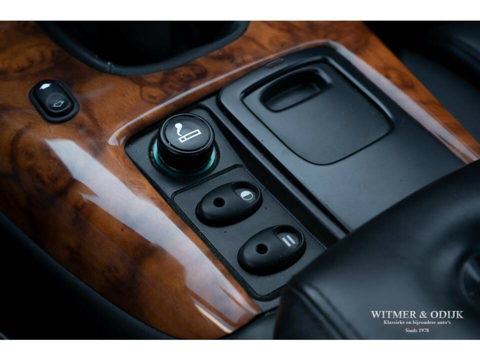 Immagine 20/39 di Aston Martin DB 7 (1999)