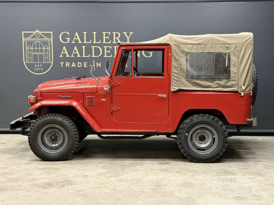 Immagine 16/50 di Toyota Land Cruiser FJ 40 (1975)