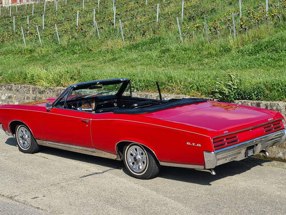 Image 4/23 of Pontiac GTO (1967)
